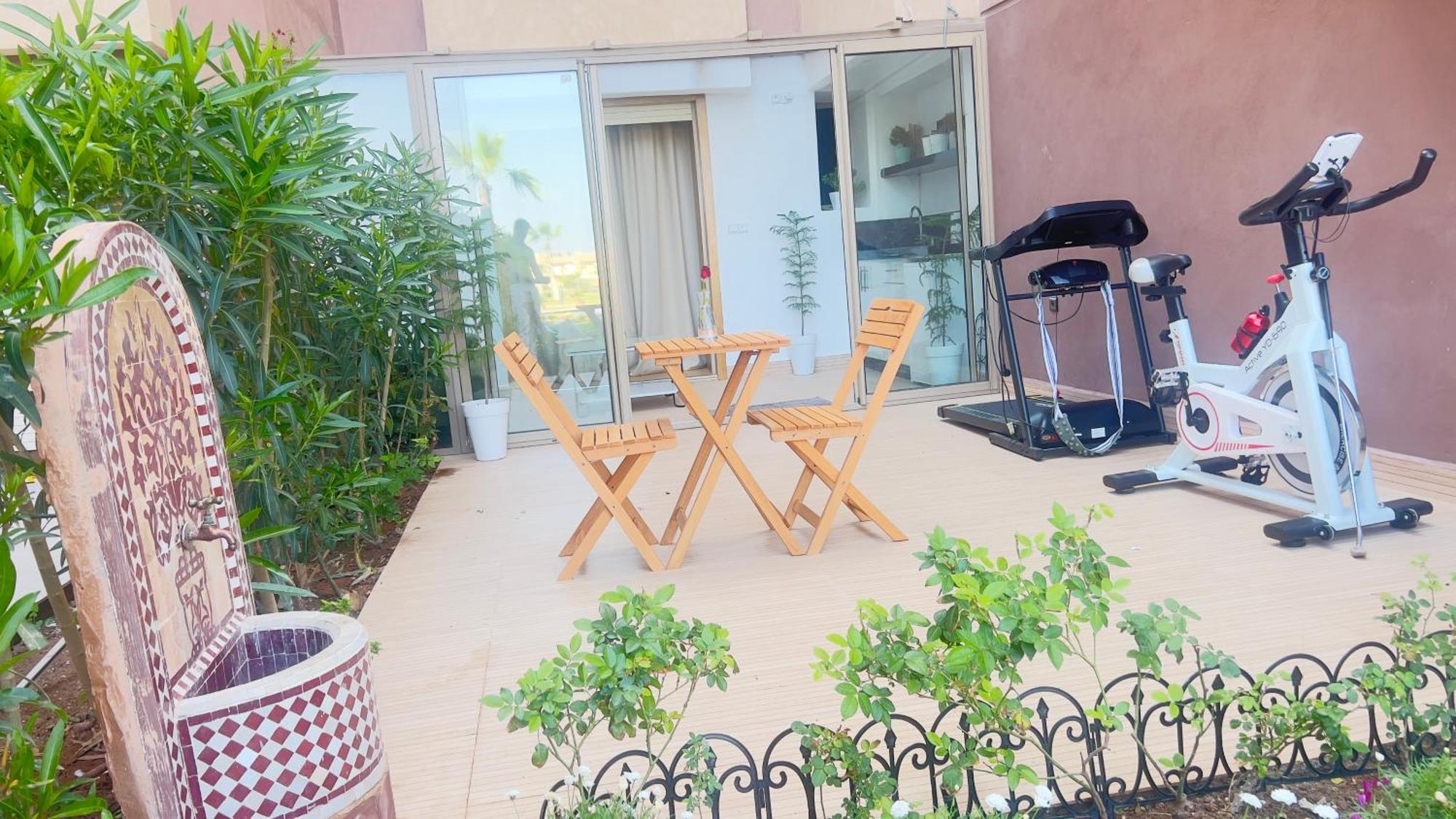 Appartement De Luxe Avec Jardin Vue Sur La Piscine Golf Securise 24H Sur 24 A 5 Minutes De L Aeroport Marakeş Dış mekan fotoğraf