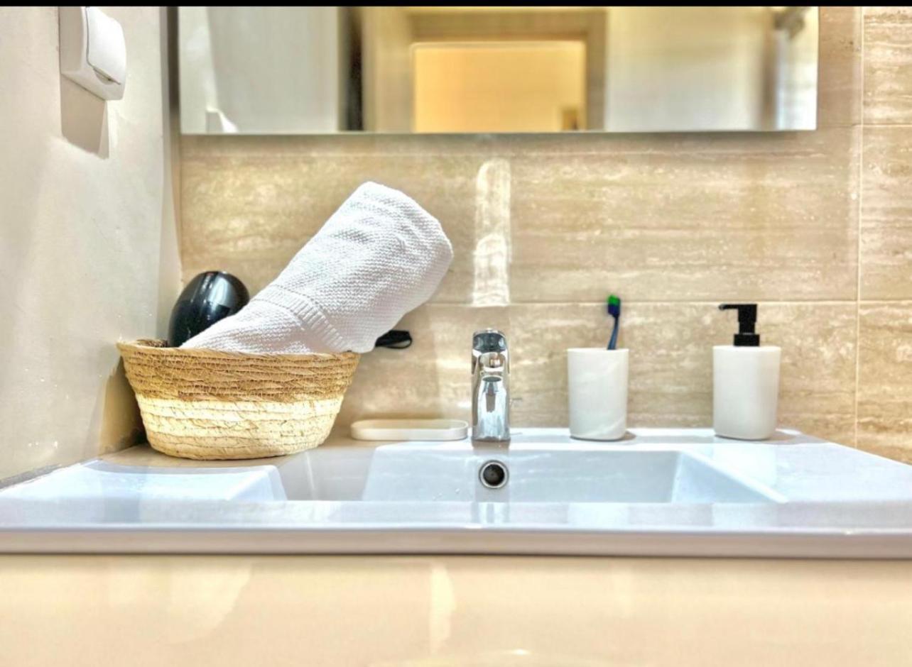 Appartement De Luxe Avec Jardin Vue Sur La Piscine Golf Securise 24H Sur 24 A 5 Minutes De L Aeroport Marakeş Dış mekan fotoğraf
