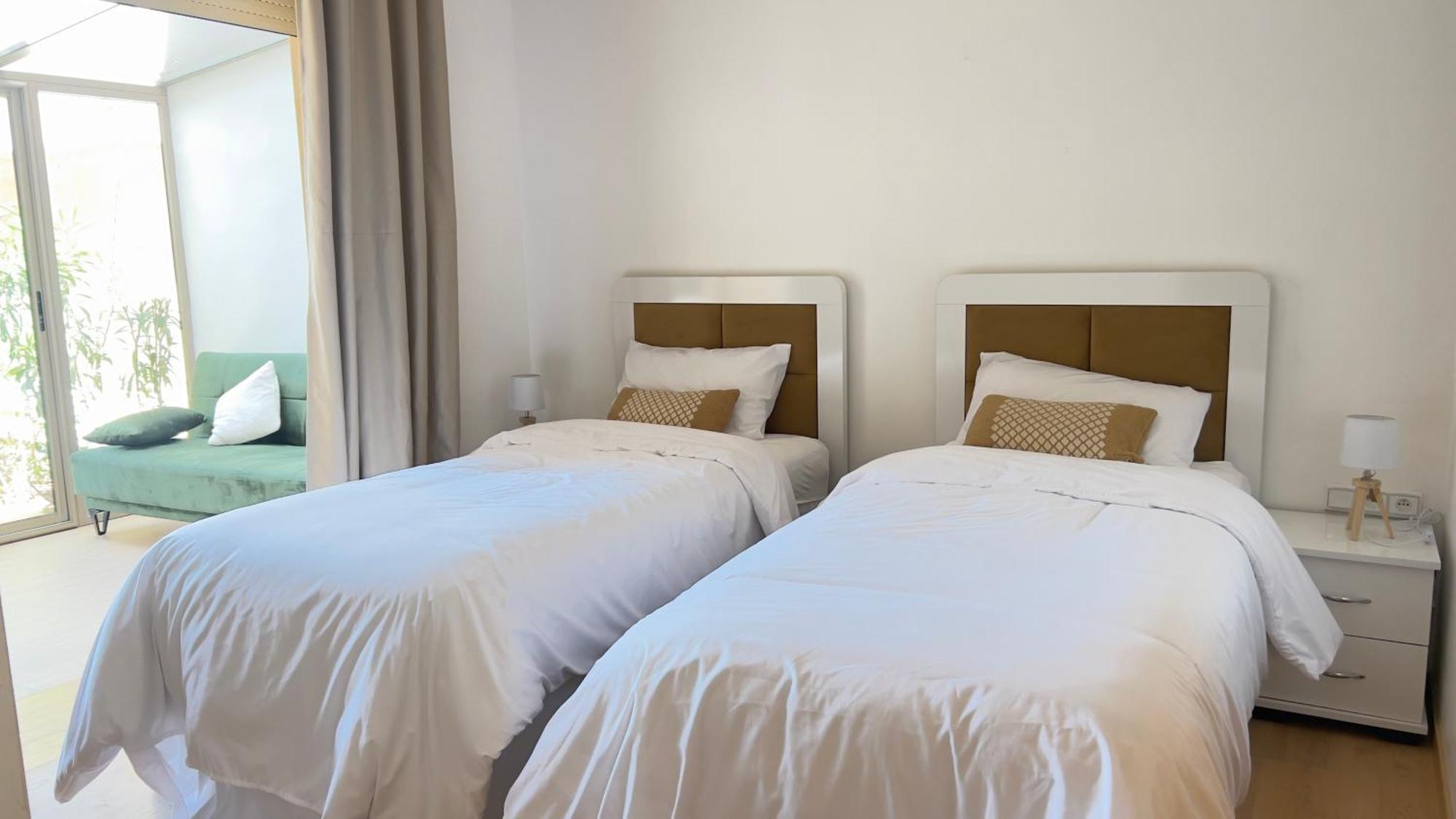 Appartement De Luxe Avec Jardin Vue Sur La Piscine Golf Securise 24H Sur 24 A 5 Minutes De L Aeroport Marakeş Dış mekan fotoğraf