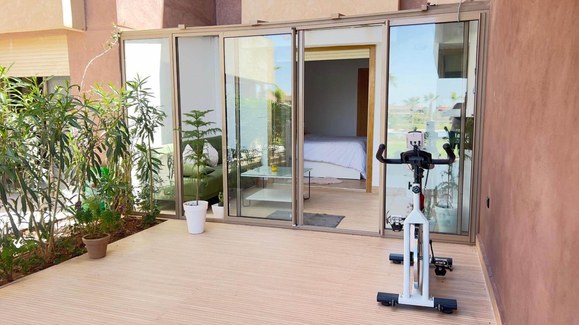 Appartement De Luxe Avec Jardin Vue Sur La Piscine Golf Securise 24H Sur 24 A 5 Minutes De L Aeroport Marakeş Dış mekan fotoğraf